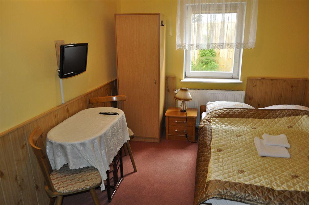 Pensjonat U Janiny Boleslawiec Buitenkant foto